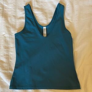 Athleta Transcend Tank